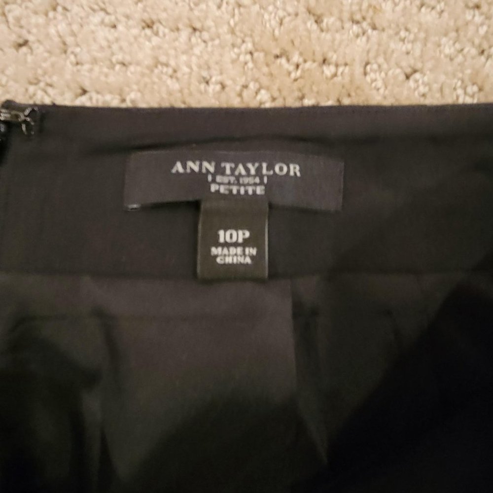 Ann Taylor Basic Black Lined Skirt - image 6